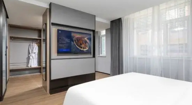 Люкс Superior Country Inn & Suites by Radisson Hotel (Shenyang Zhongjie Gugong Dayuecheng)
