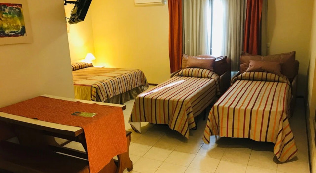 Apart Hotel Riviera, Rezerwuj Apartamentowiec hotelowy Apart-hotele w Córdoba, Apartamentowiec hotelowy