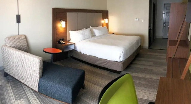 Номер Standard Holiday Inn Express Hotel & Suites Greenville by IHG