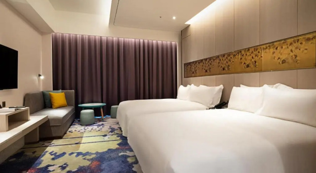 Семейный номер Standard с балконом Fame Hall Garden Hotel
