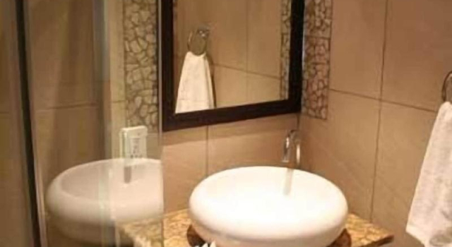 Green Valley Lodge, Buchen Sie Pension Hotels in Gauteng mit Pool, Schwimmbad