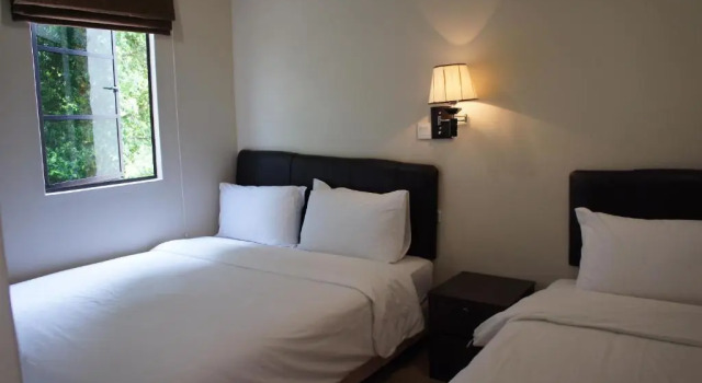 Трёхместный номер Standard Hotel Hong