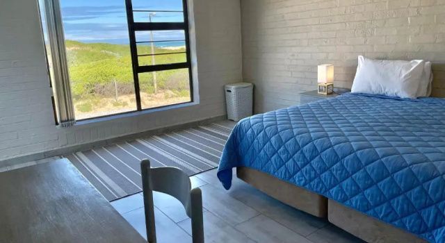 Ohana Beach Cabana - Unbeatable Locaction - Sea & Dune Views, Book Hotel Hoteller i Eastern Cape med parkering, Parkering