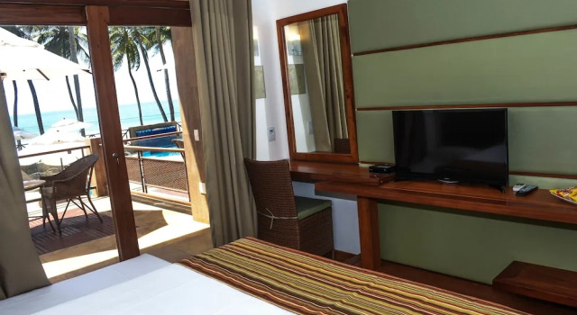 Четырёхместный номер Standard с балконом Genus Beach Hotel