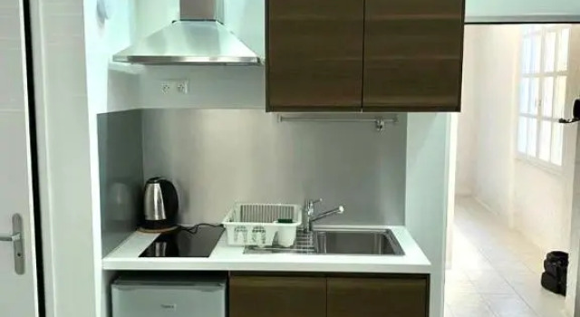 five stars S3, Забронировать Апарт-отель Апарт-отели Марселя, рядом с Сад Развалин, Апарт-отель