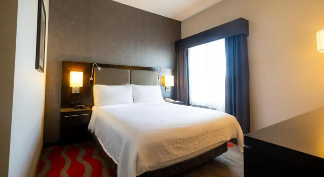 Номер Deluxe Holiday Inn Express Hotel & Suites - Edmonton International Airport by IHG
