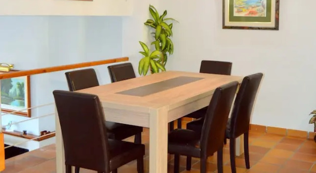 Blanca Paloma Holiday House, Забронировать Дом для отпуска Виллы Тосса-де-Мар, рядом с Часовня Богоматери Сокорро, Вилла