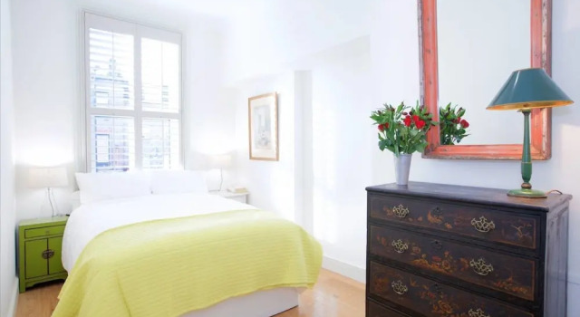 English Retro 2BR Apt, Moments From Battersea Park, Забронировать Отель Отели Лондона 3 звезды, рядом с Галерея Pump House, 3*