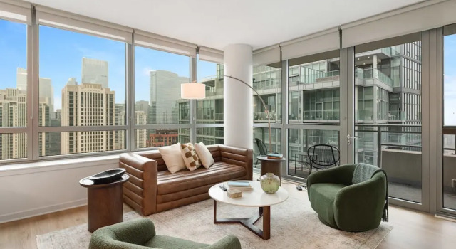 Апартаменты Fulton Group Stay 2 Apartments Skyline Views