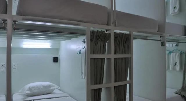 Hostel Latha, Забронировать Хостел Хостелы Янгон, рядом с Sein Yaung Chi Pagoda, Хостел