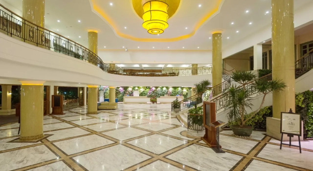 Resort Golden Palm