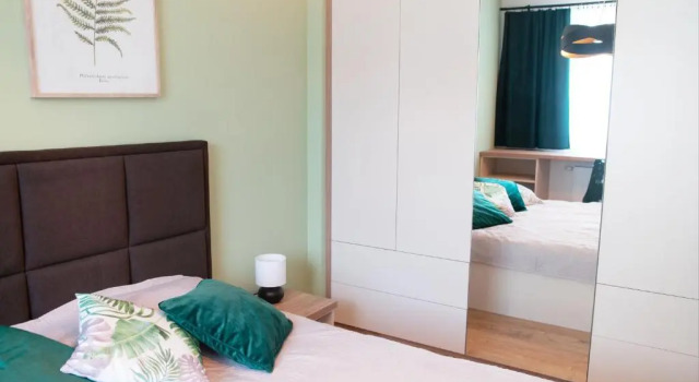 Apartament Zielony - Okrzei (Garaż, Targi)
