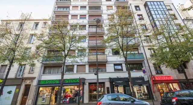 Cosy Flat With big Terrace for 6p - Eiffel Tower, Забронировать Апартаменты/квартира Апартаменты Парижа, рядом с Мирабо, Апартаменты/квартира