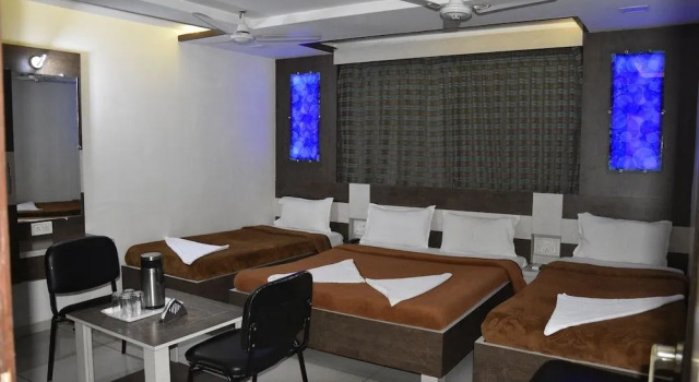 Midtown Hotel, Rezervovat Hotel Hotely v Gujarat s parkováním, Parkování