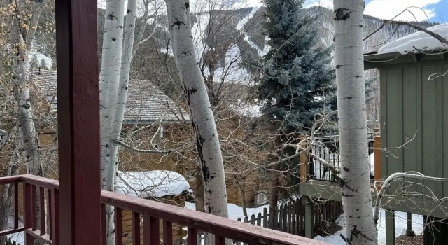 Шале Skiway Chalet - Next to Warm Springs Lifts - Close to Natural Hot Springs