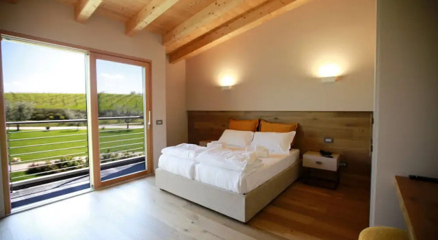Семейные апартаменты с 2 комнатами с красивым видом из окна COBUE "Wine resort & Spa"