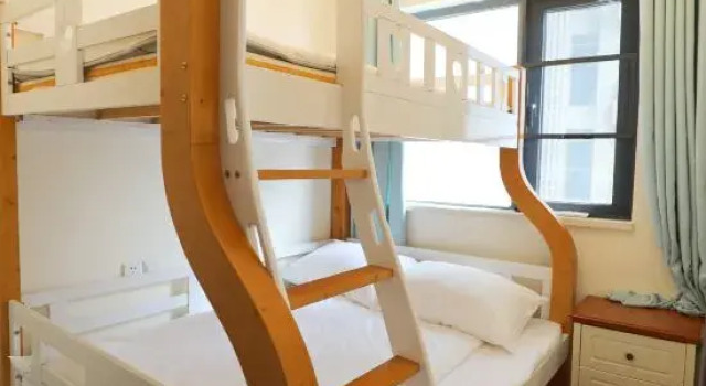 Семейный люкс с 2 комнатами Jin Bi Property Joyful Homestay (Dongning Haifahu Island Store)