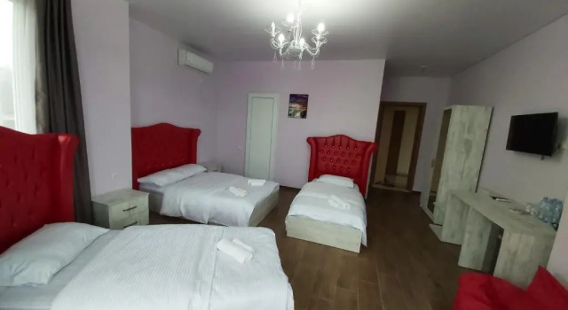 Четырёхместный номер Comfort Hotel Maria