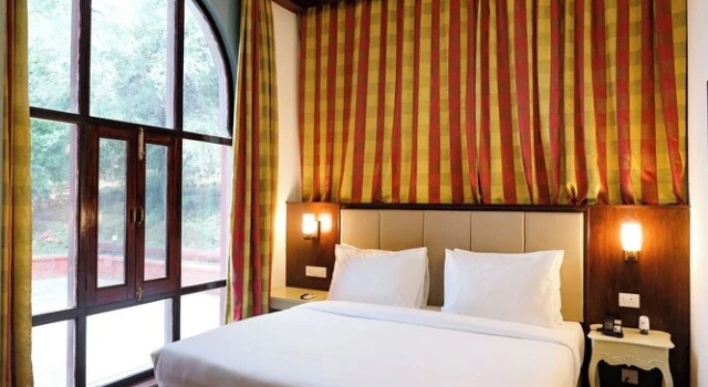 Номер Premium Gaj Kesri by 7Apple Resorts