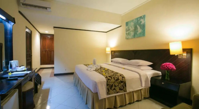 Двухместный номер Deluxe с видом на бассейн Legian Paradiso Hotel