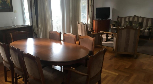 Vik House