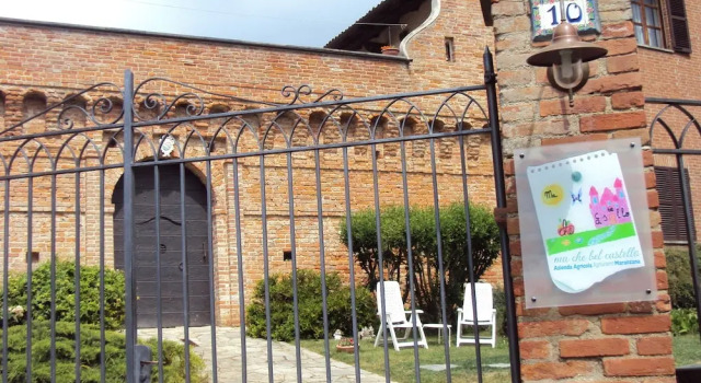 Agriturismo Ma Che Bel Castello, Prenota Hotel Mombaruzzo 