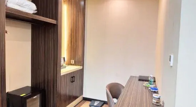 Люкс Cannes City Hotel