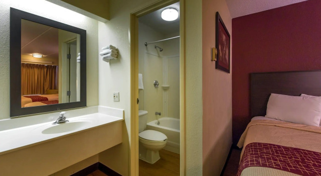 Номер Superior Clarion Pointe Kennesaw Town Center