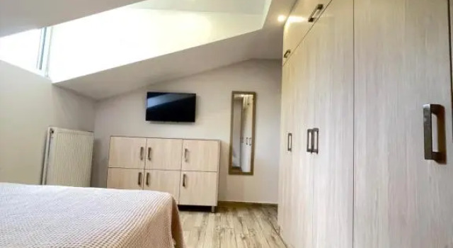 Cozy apartment in paralia ofryniou, Book Apartment  