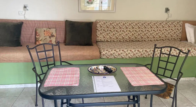 Small Garden Studio, Rezervați Apartament Kavala 