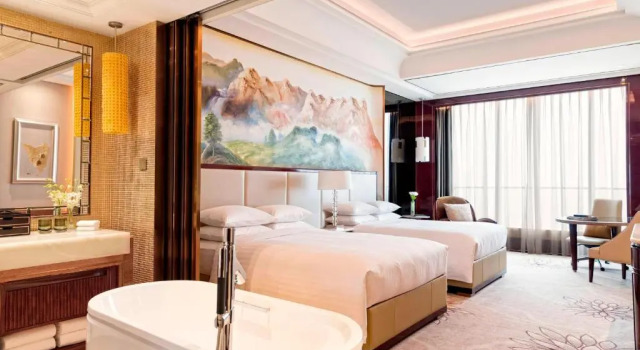 Двухместный номер Executive Yiwu Marriott Hotel