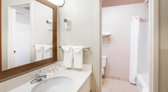 Номер Standard Quality Inn West Des Moines I-80 & I-235