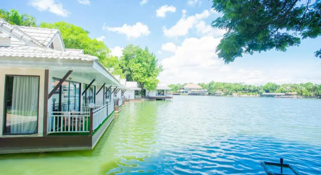 Двухместный номер Standard с видом на озеро Chawalun Resort