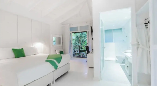 Двухместный номер Deluxe с балконом Le Cameleon Hotel
