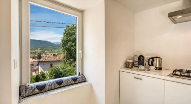 Appartamento di Design Con Vista Sui Monti, Buchen Sie Boutique Rocca di Mezzo Abruzzen