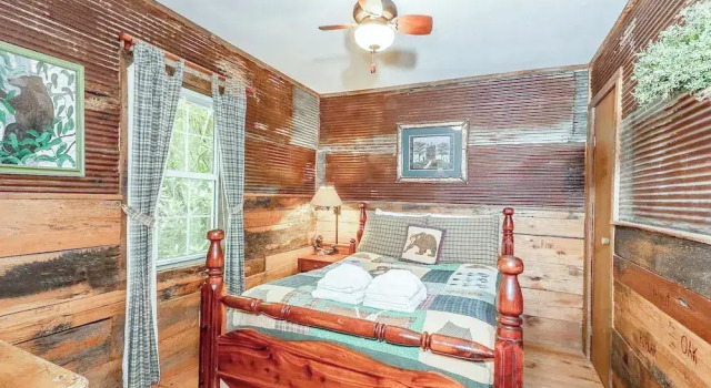 The Cabins at Seven Foxes