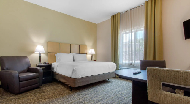 Двухместный люкс Candlewood Suites - San Antonio Lackland AFB Area by IHG