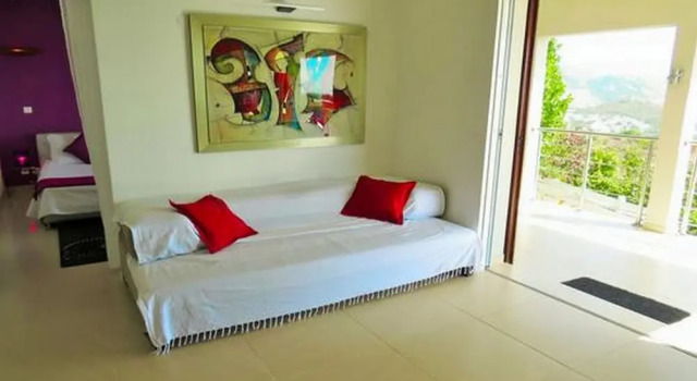 Cinque Terre, Book Hotel Les Terres Basses Saint Martin