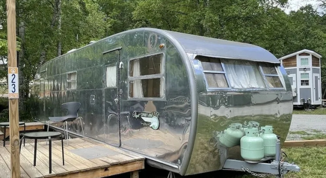 Двухместный номер Standard с красивым видом из окна Emberglow Outdoor Resort