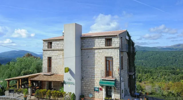 Hotel Le Tourisme, Varaa Hotelli Zonza 