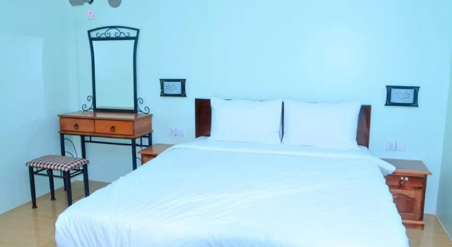 L.A Hotel
