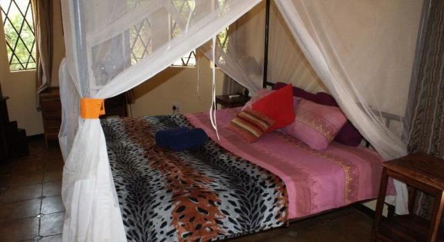 Bongwe Guesthouse and Camp, Book Hotel Hotels in Livingstone with Parking, Parking