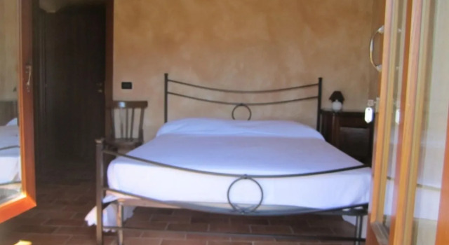 Casetta Di Ugolino, Book Hotel Radicofani Val d'Orcia