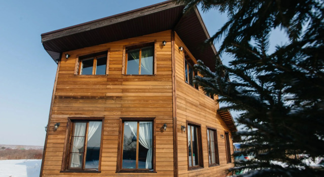Юсинн (Дом с Кораблем), Reservar Hotel Vostochnaya Toguchinsky District