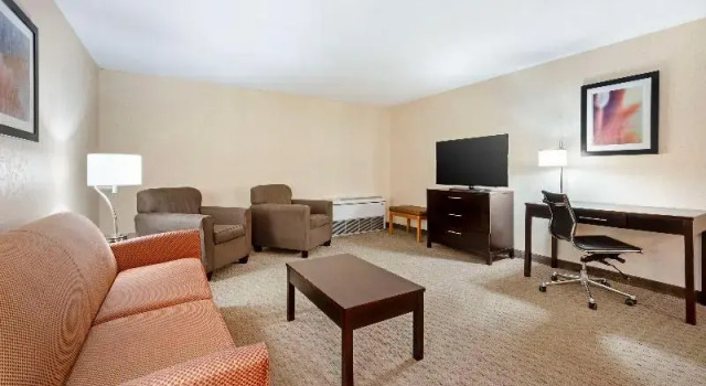 Suite Best Western Plus Howe Inn