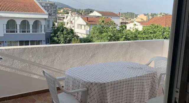 Студия Dibra Apartmants