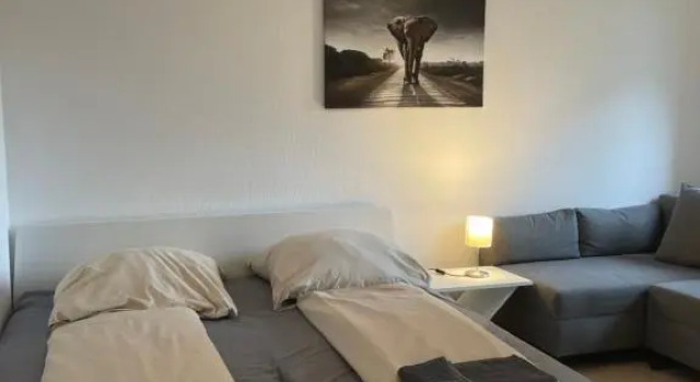 Студия Moderne Ferienwohnungen in der Residenz am Kurpark