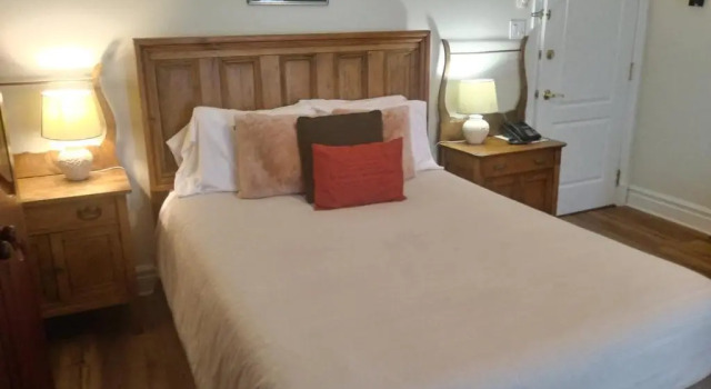 Трёхместный номер Standard AUBERGE Knowlton