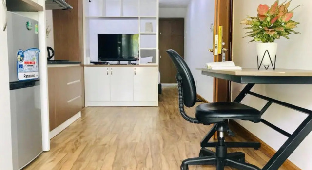 Люкс с балконом Lila Hotel  Serviced Apartment