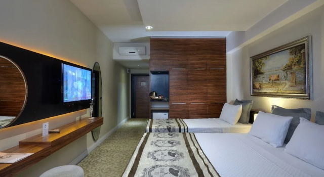 Семейный номер Standard Madame Tadia Hotel